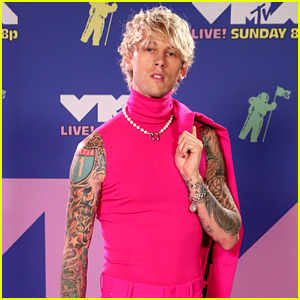 Machine Gun Kelly가 VMA 2020에서 첫 번째 밤의 상을 수상했습니다! | 2020 MTV VMA, 머신 건 켈리, MTV VMA