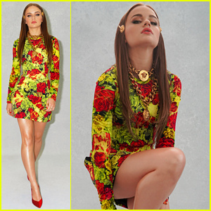Joey King předem nahrál její vzhled VMA 2020 a vypadá tak divoce!