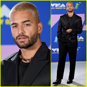 Maluma a l'air lisse dans un costume en soie pour les MTV VMA 2020 | MTV VMA 2020, Maluma, MTV VMA