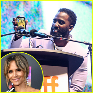 Halle Berry FaceTimes do premiéry'Bruised' at Toronto Film Festival 2020