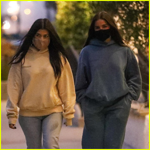 Kourtney Kardashian และ Addison Rae ไปดินเนอร์กับเพื่อนใน Malibu | แอดดิสัน แร, คอร์ทนีย์ คาร์เดเชียน