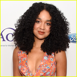 ‘The Bold Type’ Actress Aisha Dee, Nanawagan ng Higit Pa Diversity Behind the Scenes, Pinuna ang Storyline ng Kanyang Karakter | Aisha Dee, Ang Matapang na Uri