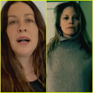 Alanis Morrissette & Broadways „Jagged Little Pill“-Cast tun sich für „Smiling“-Musikvideo zusammen – Anschauen! | Alanis Morrissette, Elizabeth Stanley, Jagged Little Pill, Musik, Video