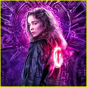 Alba Baptista Bercakap Itu Akhir Mengejutkan di 'Warrior Nun' Netflix | Alba Baptista, Netflix, Warrior Nun