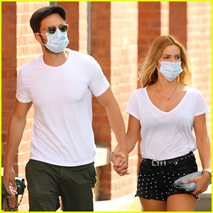 Sebastian Stan se da la mano con su novia Alejandra Onieva en la ciudad de Nueva York | Alejandra Onieva, Sebastián Stan