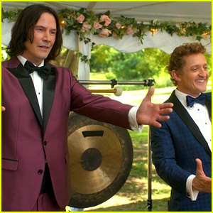 Questo nuovo'Bill & Ted' Image Is Going to Get You So Excited for the Movie!