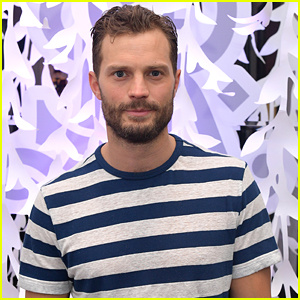 Jamie Dornan sleduje svůj nový film „Trollové“ se svými dcerami | Amelia Warner, Dulcie Dornan, Elva Dornan, Jamie Dornan, Trollové