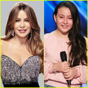 Sofia Vergara chvástá o zlatém bzučáku Vyberte si Roberta Battaglia's Performance of 'Shallow' on 'America's Got Talent'