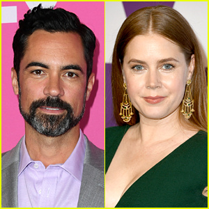 Danny Pino Bergabung dengan Pemeran Film 'Dear Evan Hansen' dalam Peran yang Diciptakan Kembali dari Pertunjukan Broadway | Amy Adams, Danny Pino, Evan Hansen yang terhormat