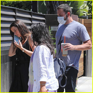 Ben Affleck & Ana de Armas Cùng nhau làm việc vặt vào thứ Sáu ở L.A.
