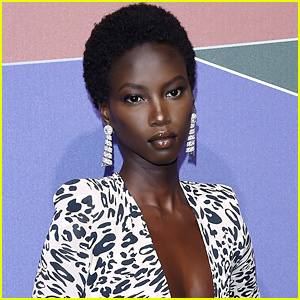 La modelo Anok Yai reacciona ante Carine Roitfeld's Comments; Urges Fashion Industry to Educate Themselves