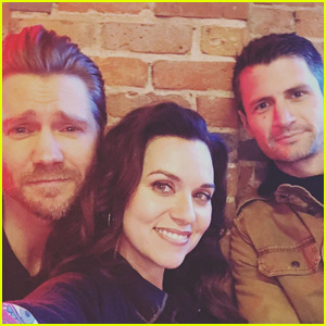 Hilarie Burton, Epic Sırasında Chad Michael Murray ve James Lafferty ile Selfie'leri Paylaştı'One Tree Hill' Reunion!