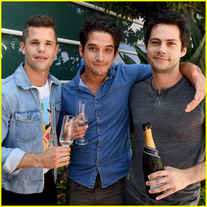 ال'Teen Wolf' Cast Is Virtually Reuniting for MTV Reunion Series!