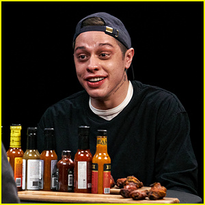 Pete Davidson Eski Ariana Grande Dedi'Made Me All Famous' - Watch! (Video)
