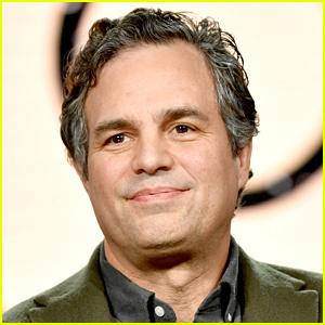 Mark Ruffalo bruger'Avengers' Filter to See Which Superhero He Really Is