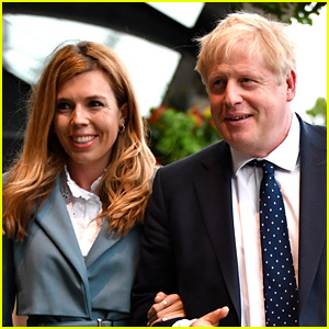 Storbritannias statsminister Boris Johnson og forlovede Carrie Symonds Velkommen Baby Boy | Baby, Birth, Boris Johnson, Carrie Symonds
