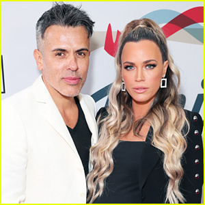 Starul „Real Housewives of Beverly Hills” Teddi Mellencamp și soțul Edwin Arroyave au întâmpinat al treilea copil! | Copil, Naștere, Edwin Arroyave, Gospodine adevărate, gospodine adevărate din Beverly Hills, Teddi Mellencamp