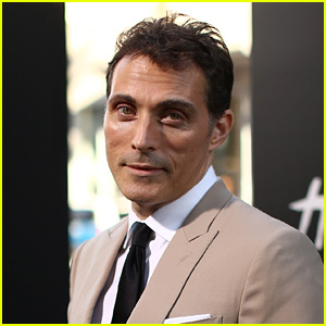 Rufus Sewell si zahrá otca Elvisa Presleyho v hudobnom filme Baza Luhrmanna! | Baz Luhrmann, Elvis Presley, Rufus Sewell