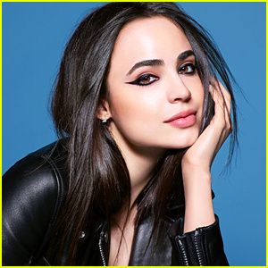 Η Sofia Carson Is Revlon's Newest Beauty Ambassador!