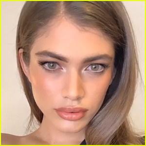 Valentina Sampaio est le premier mannequin transgenre dans 'Sports Illustrated Swimsuit' ! | Bikini, Sports illustrés, Valentina Sampaio