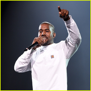 Kanye West donează 2 milioane de dolari victimelor brutalității poliției' Families & Sets Up College Fund for George Floyd's Daughter