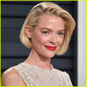 杰米·金 (Jaime King) 透露她在“黑人的命也是命”抗议活动中被捕 |黑人的命也是命，杰米·金