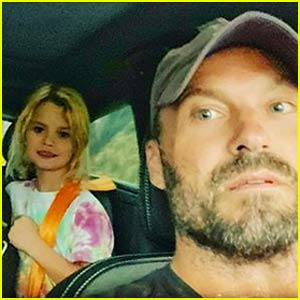 ブライアン・オースティン・グリーン、3人の息子と写真を共有、彼らの長い髪についての意地悪なコメントに返答 |ボディ・グリーン、ブライアン・オースティン・グリーン、セレブ・ベイビーズ、ジャーニー・グリーン、ミーガン・フォックス、ノア・グリーン