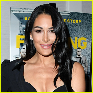 Brie Bella ist bereit, wieder ins Fitnessstudio zu gehen und verrät, dass sie es ist's Only 13 Lbs Away From Her Pre-Baby Weight