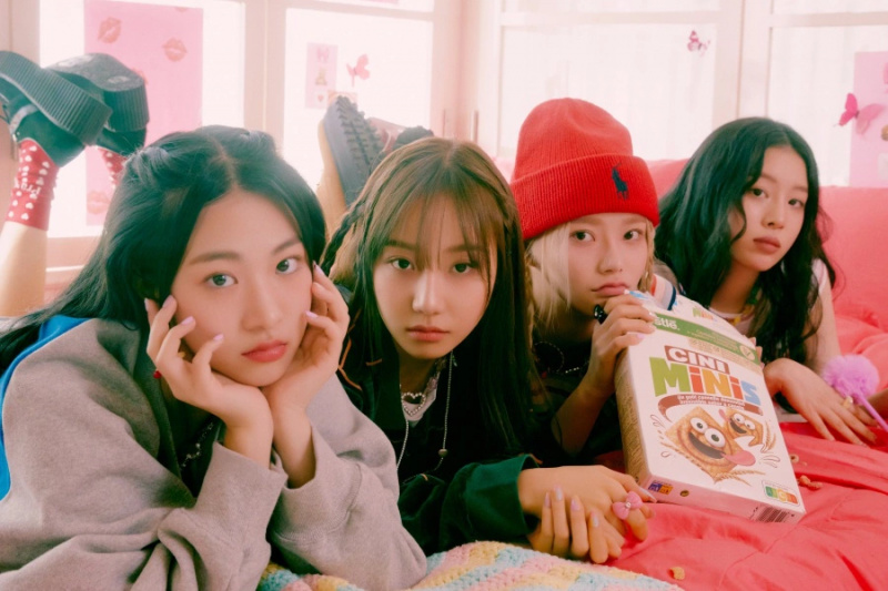 Rookie Girl Group FIFTY FIFTY anunță numele oficial al fan clubului