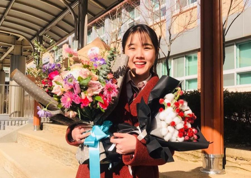 Copil actriță Kim Hyang Gi a absolvit liceul