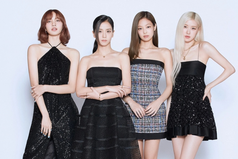 YG एंटरटेनमेंट ने BLACKPINK के BLACKLABEL में स्थानांतरित होने की खबरों का खंडन किया
