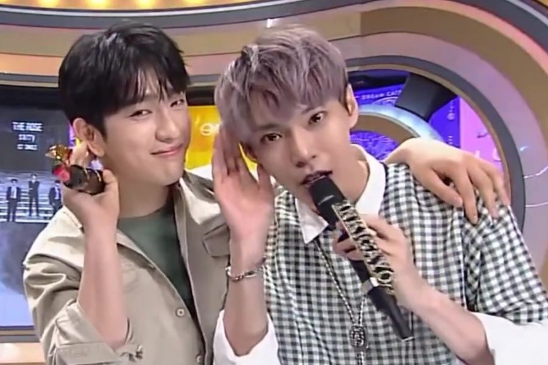 Οι Jinyoung του GOT7 και ο Doyoung του NCT δείχνουν μια διαρκή φιλία με αξιολάτρευτη αλληλεπίδραση στο Instagram