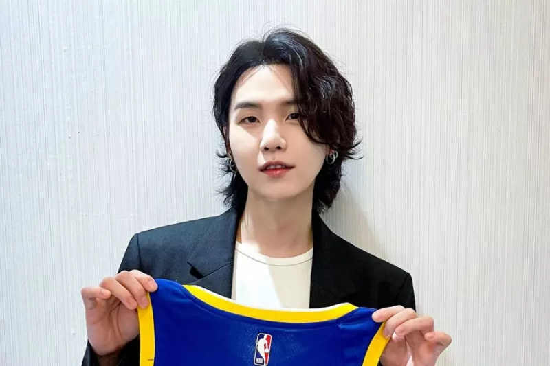 Si Suga ng BTS ay hinirang na Global Ambassador Para sa NBA