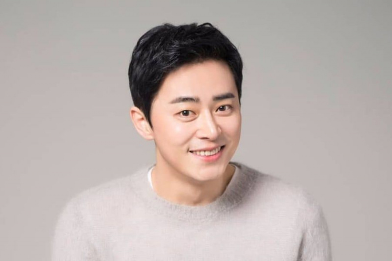 Jo Jung Suk Menandatangani Kontrak Dengan Agensi Baru