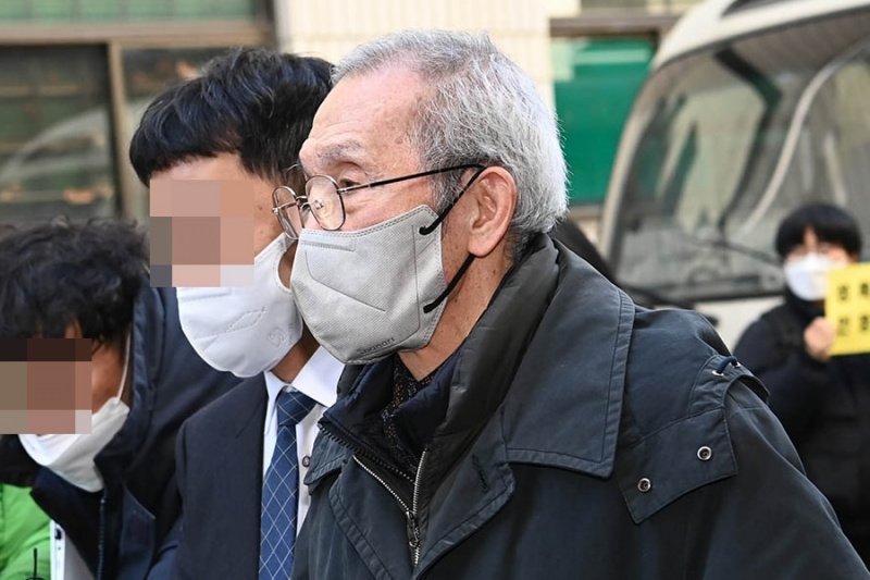 Oh Young Soo condannato alla libertà vigilata per accuse di aggressione al pudore nel primo processo