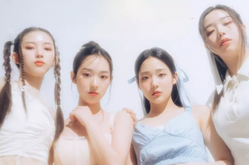L'agència de tripleS anuncia que la nova unitat + (KR)ystal Eyes no promocionarà als espectacles de música a causa de circumstàncies externes