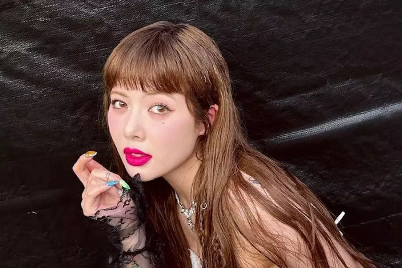  HyunA, AT AREA ile Anlaşma İmzaladı + Ajans, DAWN ile Şirket Arkadaşı Olması Hakkında Kısaca Yorum Yaptı