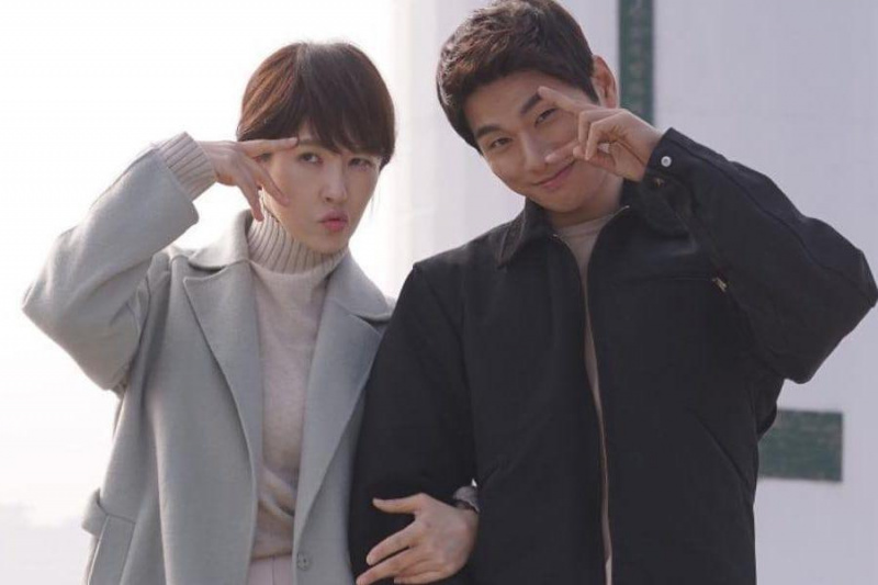 Lee Yi Kyung elárulja, mit tanult Kim Sun Ah társsztárjától