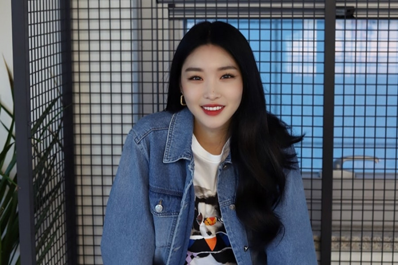 Chungha nói về cách solo Debut đã giúp cô ấy tìm thấy chính mình