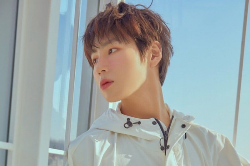 ฮาซองอุน เผยโลโก้อย่างเป็นทางการพร้อมความหมายที่สมบูรณ์แบบสำหรับเขา