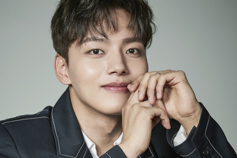 Yeo Jin Goo tekent bij nieuw bureau