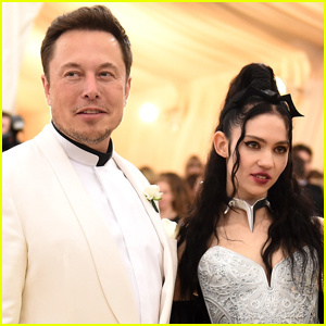 Grimes odhalil, že musela změnit svého syna X Æ A-12's Name - Find Out What It Is Now