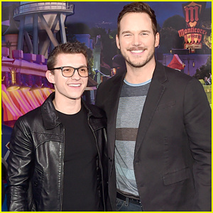 Chris Pratt & Tom Holland onthullen wie ze zijn'd Bring Back During 'Onward' Press