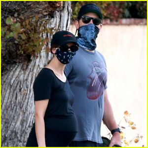 Ο Chris Pratt και η έγκυος Katherine Schwarzenegger βγαίνουν στον απογευματινό περίπατο | Κρις Πρατ, Κάθριν Σβαρτσενέγκερ, Έγκυες Διασημότητες
