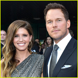 Ο Chris Pratt αστειεύεται για το γιατί η Katherine Schwarzenegger ήταν single όταν άρχισαν να βγαίνουν ραντεβού