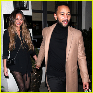 John Legend i Chrissy Teigen es vesteixen per a la nit de cita! | Chrissy Teigen, John Legend