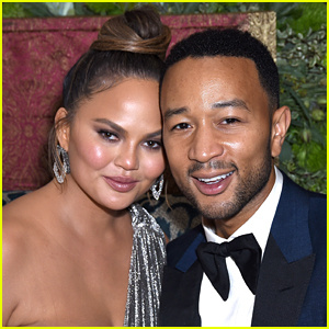 John Legend dezvăluie sondajul post-coital pe care îl dă lui Chrissy Teigen | Chrissy Teigen, John Legend