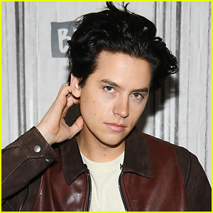 Cole Sprouse, Skeet Ulrich'in 'Riverdale'den Ayrılması Hakkında Konuşuyor: 'O Adam İçin Binerim Ya Da Ölürdüm' | Cole Sprouse, Skeet Ulrich