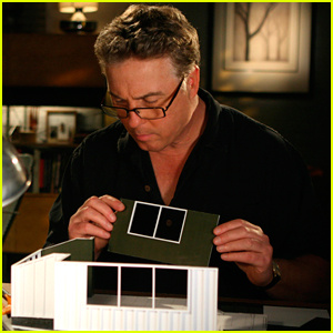CBS очи'CSI: Crime Scene Investigation' Limited Series Revival