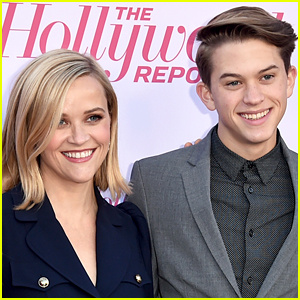Οι Reese Witherspoon & Ryan Phillippe's Son Deacon κυκλοφορούν ένα τραγούδι αυτή την εβδομάδα! | Deacon Phillippe, Music, Reese Witherspoon, Ryan Phillippe